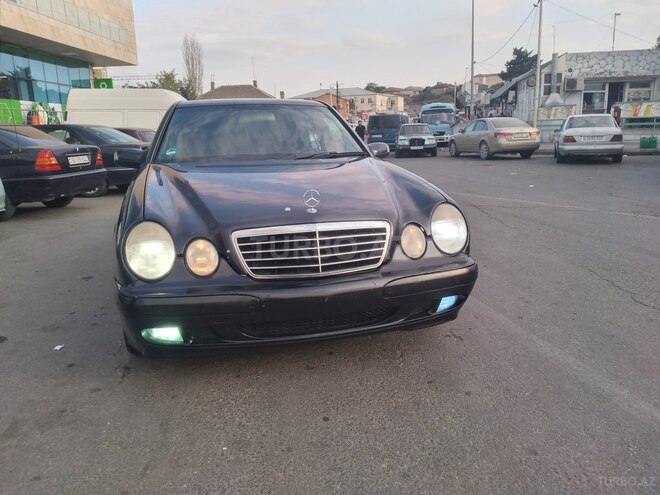 Mercedes E 220 2000, 398,650 km - 2.2 л - Bakı