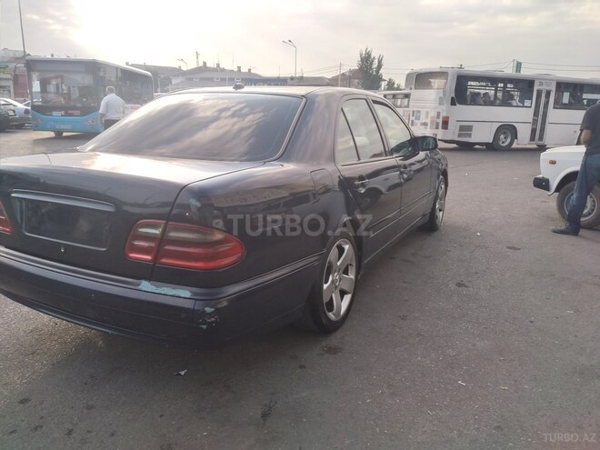 Mercedes E 220 2000, 398,650 km - 2.2 л - Bakı