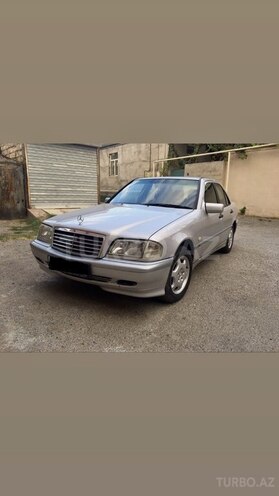 Mercedes C 200 1999, 260,000 km - 2.0 л - Bakı