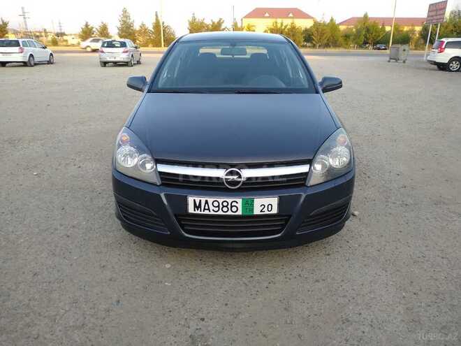 Opel Astra 2006, 150,000 km - 1.3 l - Yevlax