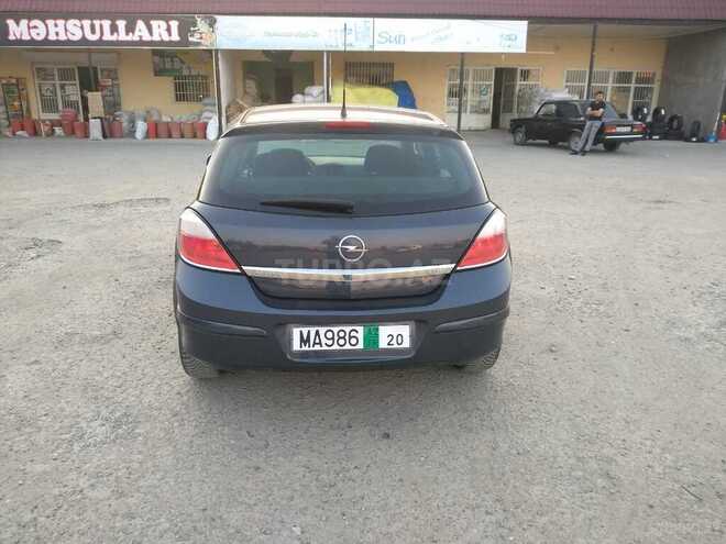 Opel Astra 2006, 150,000 km - 1.3 l - Yevlax