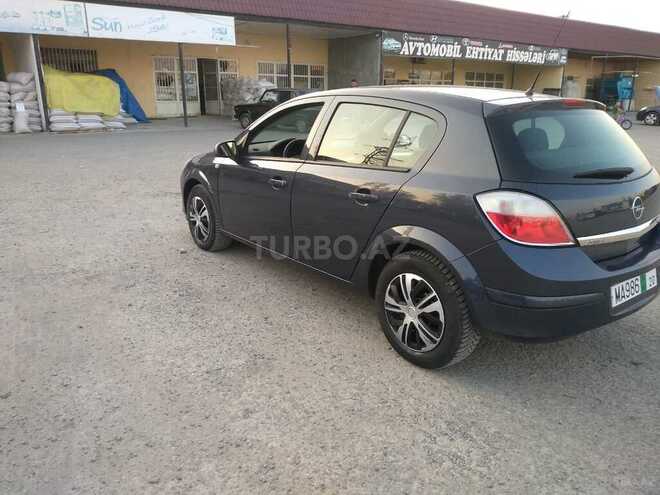 Opel Astra 2006, 150,000 km - 1.3 l - Yevlax
