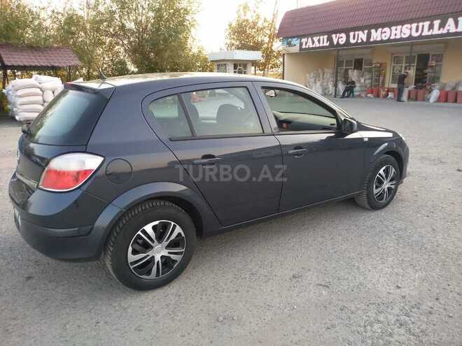 Opel Astra 2006, 150,000 km - 1.3 l - Yevlax