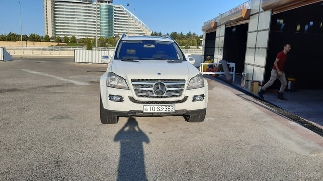 Mercedes GL 550 2009, 161,000 km - 5.5 л - Bakı