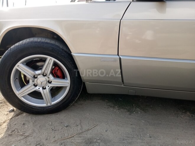Mercedes 190 1992, 423,000 km - 2.3 l - Şəki