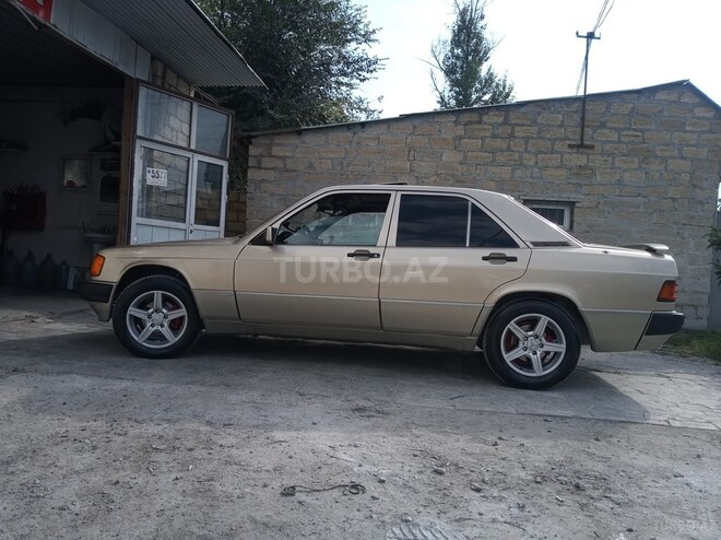 Mercedes 190 1992, 423,000 km - 2.3 l - Şəki