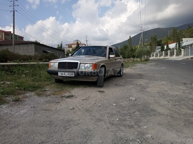 Mercedes 190 1992, 423,000 km - 2.3 l - Şəki