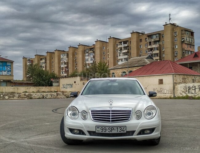 Mercedes E 220 2008, 267,000 km - 2.2 l - Bakı