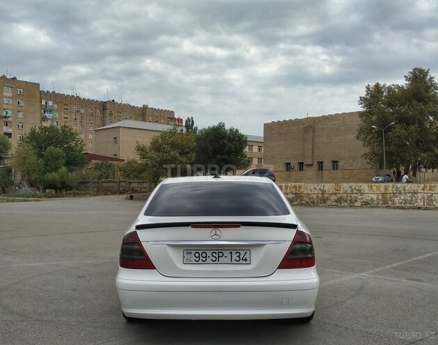 Mercedes E 220 2008, 267,000 km - 2.2 l - Bakı