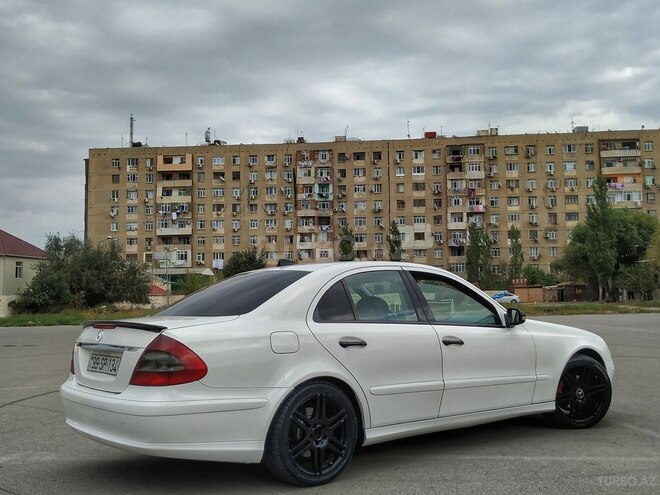Mercedes E 220 2008, 267,000 km - 2.2 l - Bakı
