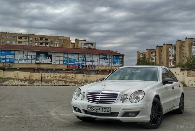 Mercedes E 220 2008, 267,000 km - 2.2 l - Bakı