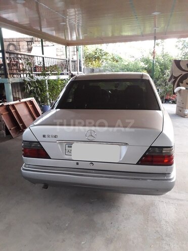 Mercedes E 200 1994, 436,194 km - 2.0 l - Bakı