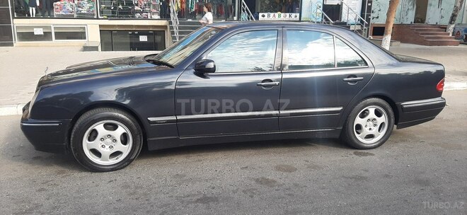 Mercedes E 240 2000, 353,000 km - 2.4 l - Sumqayıt