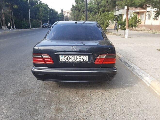 Mercedes E 240 2000, 353,000 km - 2.4 l - Sumqayıt