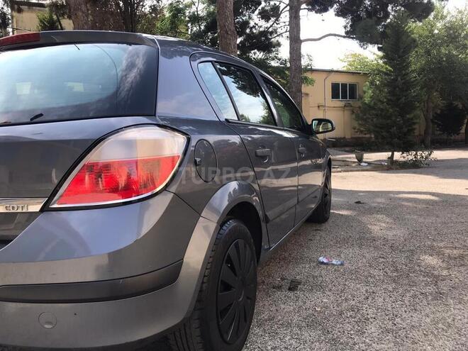 Opel Astra 2006, 182,000 km - 1.3 l - Bakı