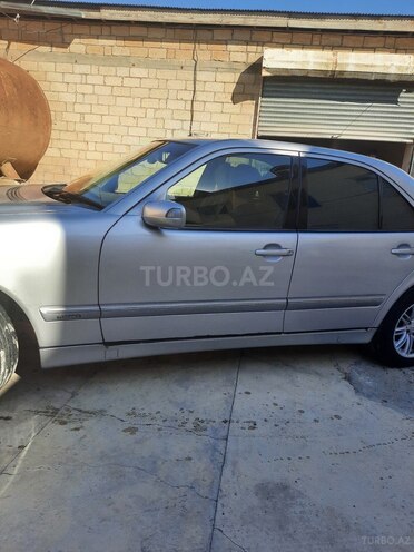 Mercedes E 240 2000, 295,000 km - 2.4 l - Sabirabad