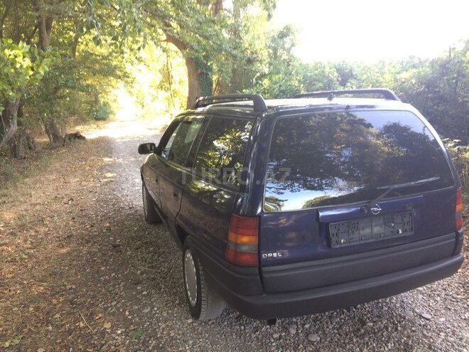 Opel Astra 1995, 100,000 km - 1.6 l - Xaçmaz
