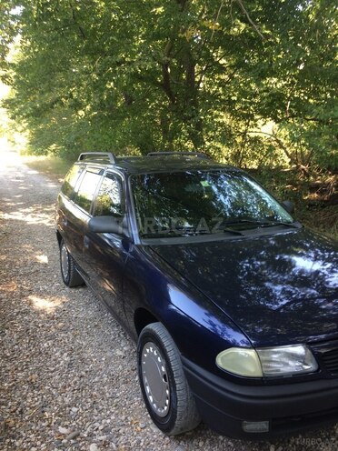 Opel Astra 1995, 100,000 km - 1.6 l - Xaçmaz