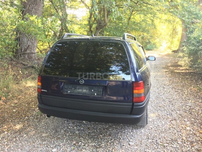 Opel Astra 1995, 100,000 km - 1.6 l - Xaçmaz