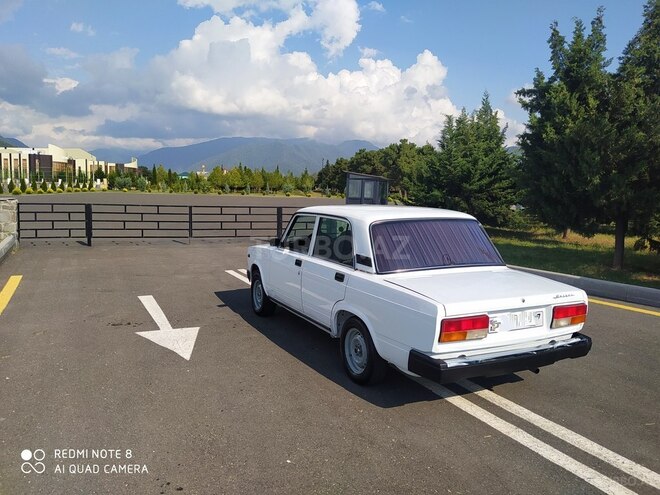 LADA (VAZ) 2107 2009, 155,000 km - 1.6 л - Qax