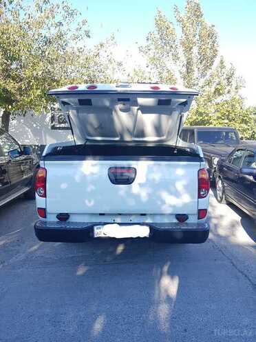 Mitsubishi L200 2015, 180,000 km - 2.5 l - Bakı