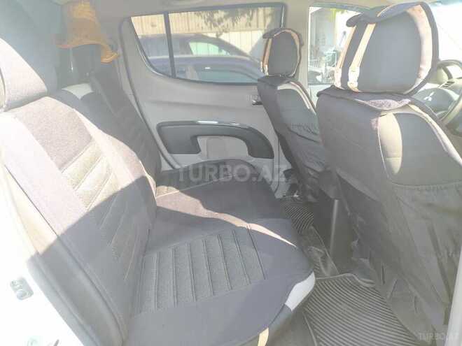 Mitsubishi L200 2015, 180,000 km - 2.5 l - Bakı