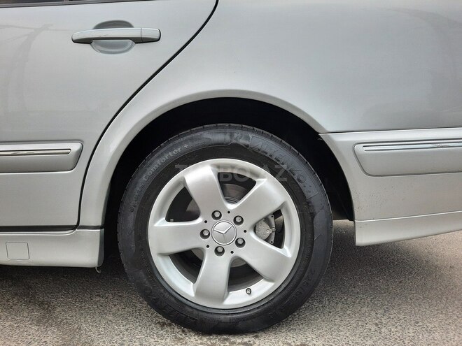 Mercedes E 220 2001, 245,186 km - 2.2 l - Bakı
