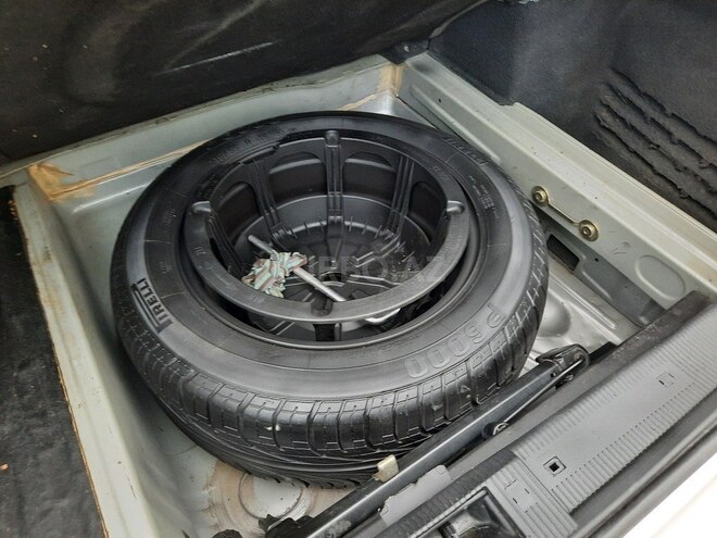 Mercedes E 220 2001, 245,186 km - 2.2 l - Bakı