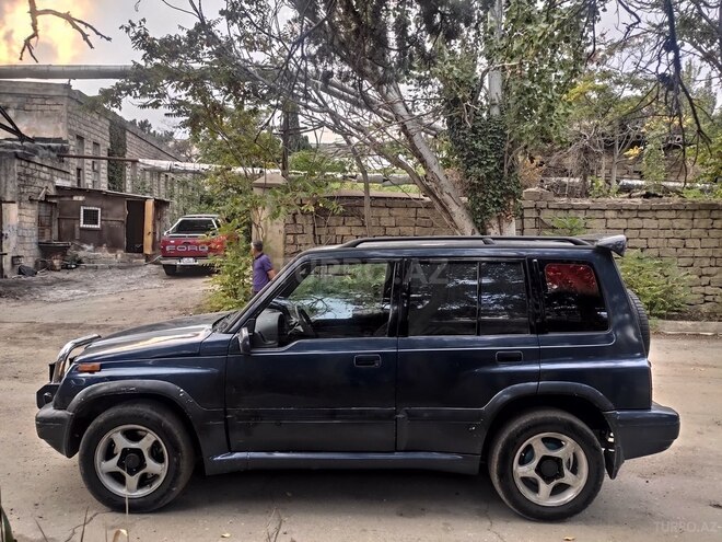 Suzuki Vitara 1995, 265,218 km - 2.0 л - Bakı