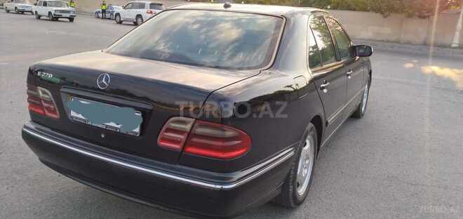 Mercedes E 270 2000, 272,000 km - 2.7 l - Bərdə