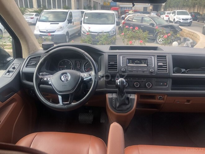 Volkswagen Transporter 2017, 98,000 km - 2.0 l - Bakı