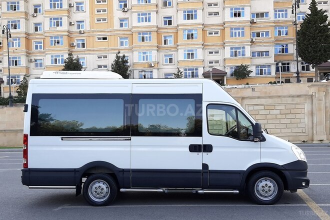 Iveco  2015, 4,000 km - 3.0 l - Bakı