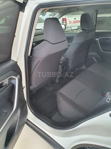 Toyota RAV4 2019, 35,100 km - 2.0 l - Bakı