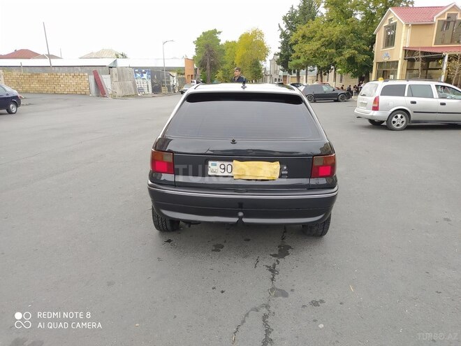 Opel Astra 1997, 225,400 km - 1.6 l - Zaqatala