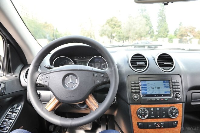 Mercedes ML 350 2006, 199,000 km - 3.5 l - Bakı
