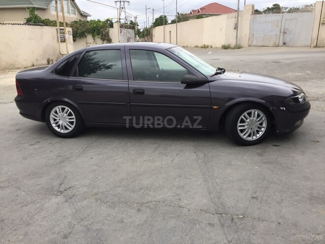 Opel Vectra 1996, 229,000 km - 1.6 l - Bakı