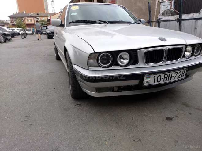 BMW 520 1992, 220,000 km - 2.0 l - Bakı