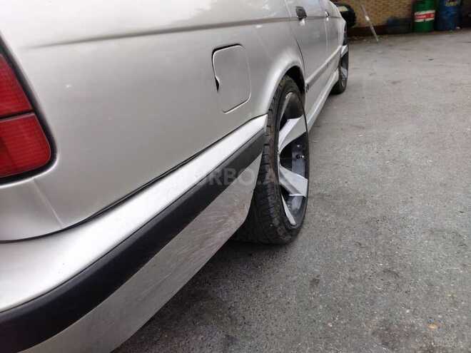BMW 520 1992, 220,000 km - 2.0 l - Bakı