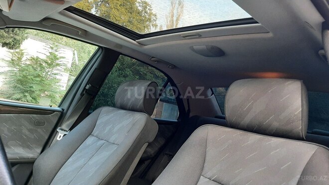 Mercedes E 320 1999, 349,000 km - 3.2 l - Bakı