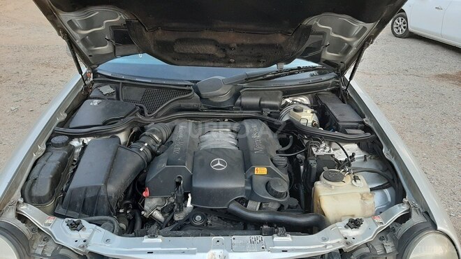 Mercedes E 320 1999, 349,000 km - 3.2 l - Bakı