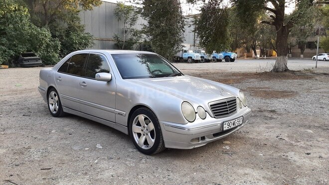 Mercedes E 320 1999, 349,000 km - 3.2 l - Bakı