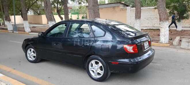 Hyundai Elantra 2003, 225,000 km - 2.0 l - Sumqayıt