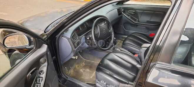 Hyundai Elantra 2003, 225,000 km - 2.0 l - Sumqayıt