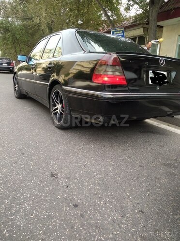 Mercedes C 230 1999, 221,000 km - 2.3 l - Bakı