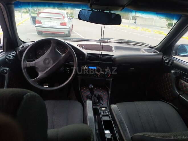 BMW 520 1993, 289,000 km - 2.0 l - Bakı
