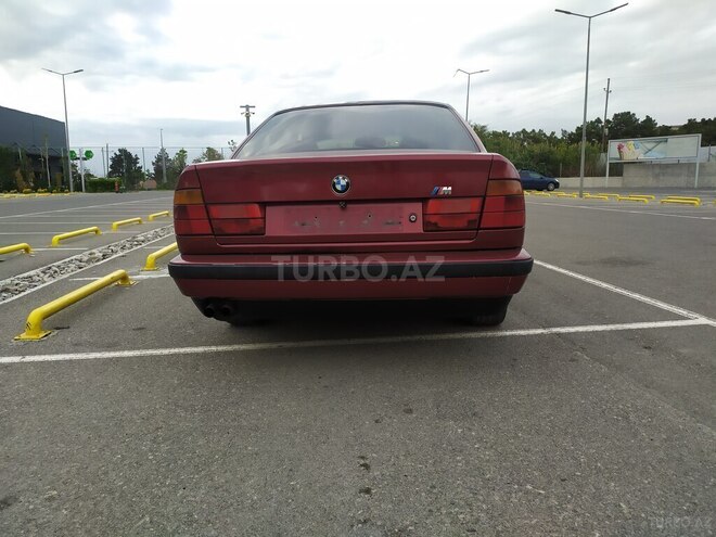 BMW 520 1993, 289,000 km - 2.0 l - Bakı