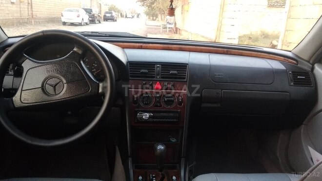 Mercedes C 230 1998, 342,000 km - 2.3 л - Bakı
