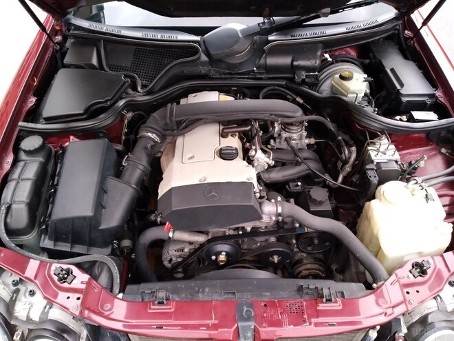 Mercedes E 200 2000, 229,600 km - 2.0 л - Sumqayıt