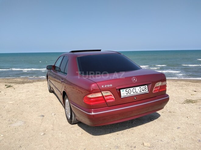 Mercedes E 200 2000, 229,600 km - 2.0 л - Sumqayıt