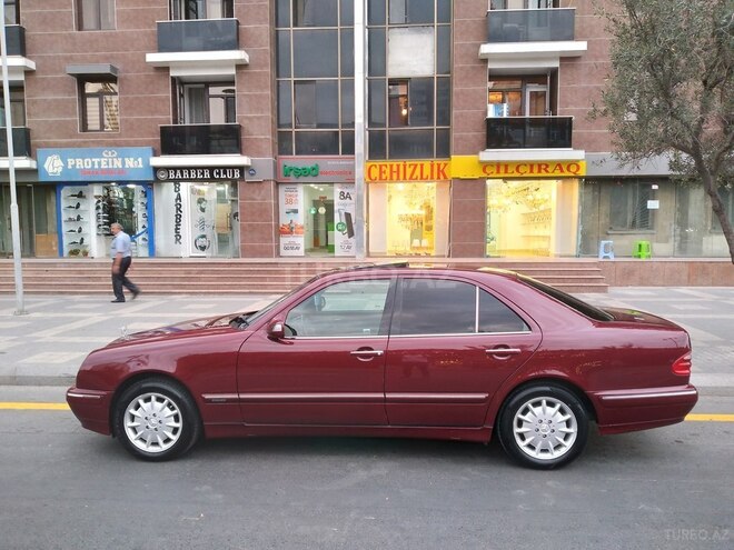 Mercedes E 200 2000, 229,600 km - 2.0 л - Sumqayıt